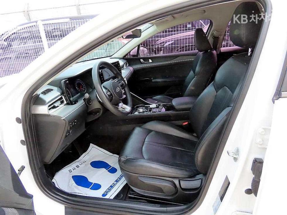 2020 - kia k5