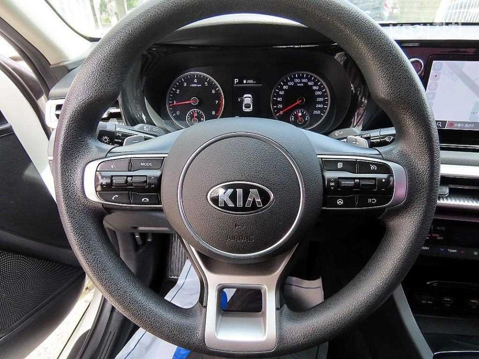 2020 - kia k5