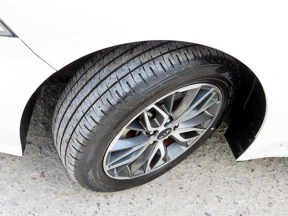 2020 - kia k5