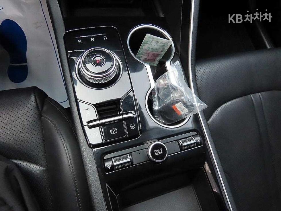 2021 - kia k5