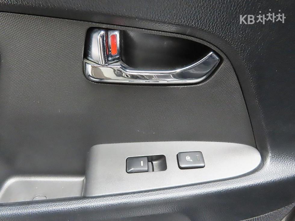 2013 - kia sportage