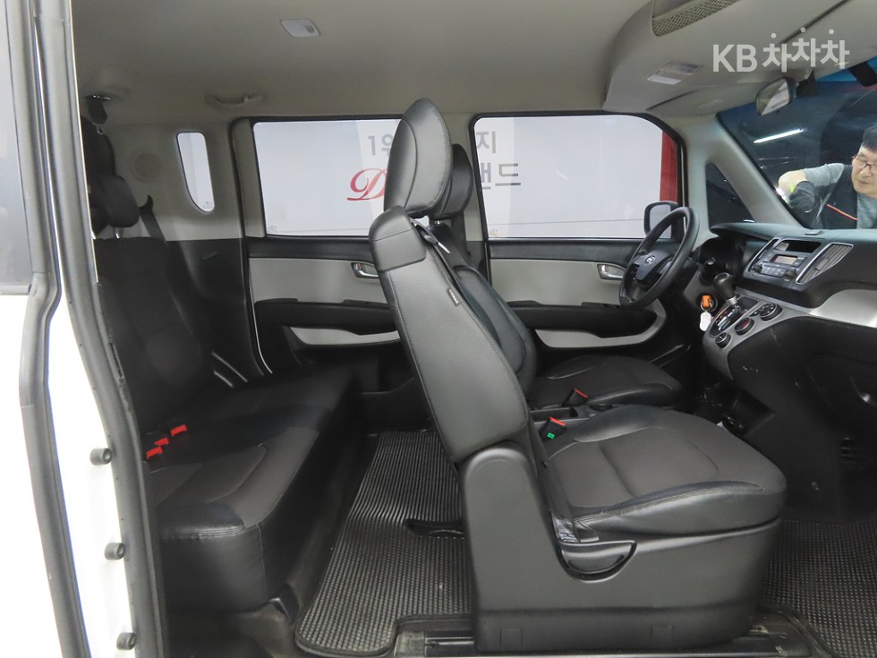 2017 - kia ray
