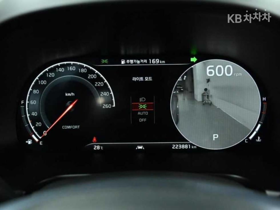 Kia K9 — miniaturë 8