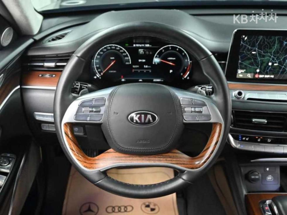 Kia K9 — miniaturë 13