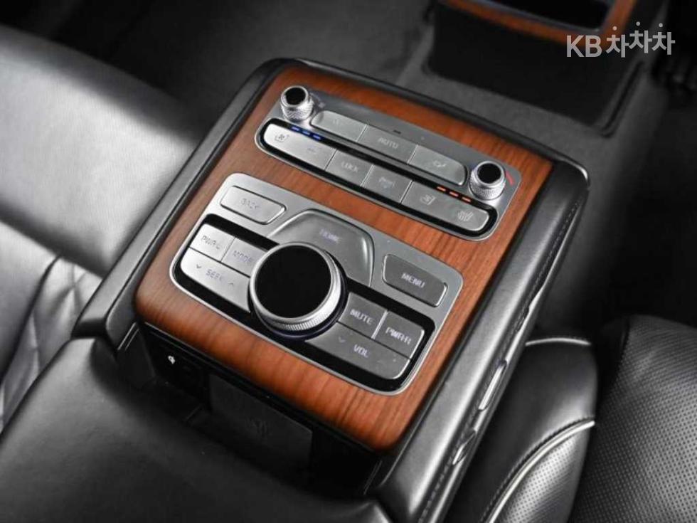 Kia K9 — miniaturë 16