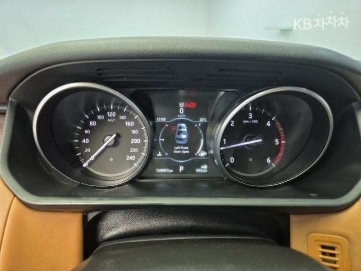 Land Rover Discovery 5 3.0 TD6 HSE Luxury 7