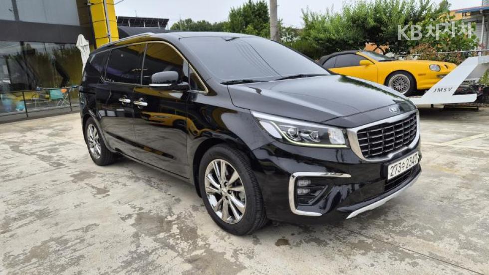 2020 - kia carnival