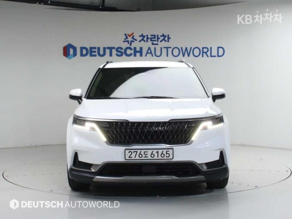 2023 - kia carnival