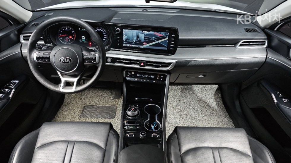 2020 - kia k5
