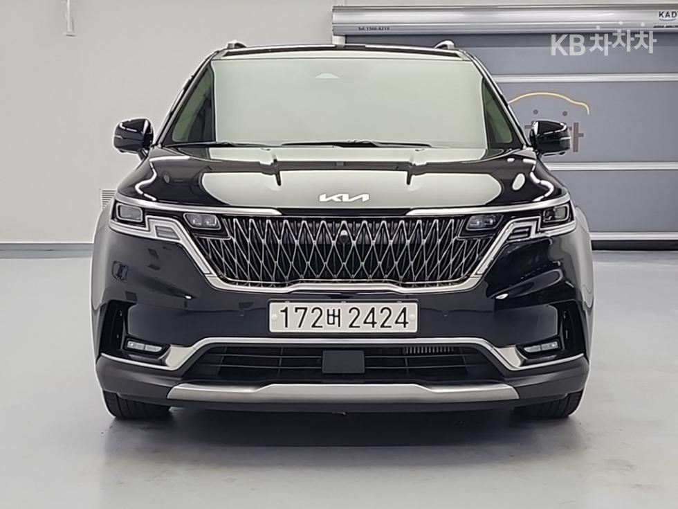 2022 - kia carnival