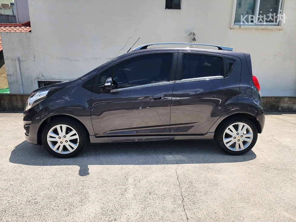 Chevrolet Spark — miniaturë 3