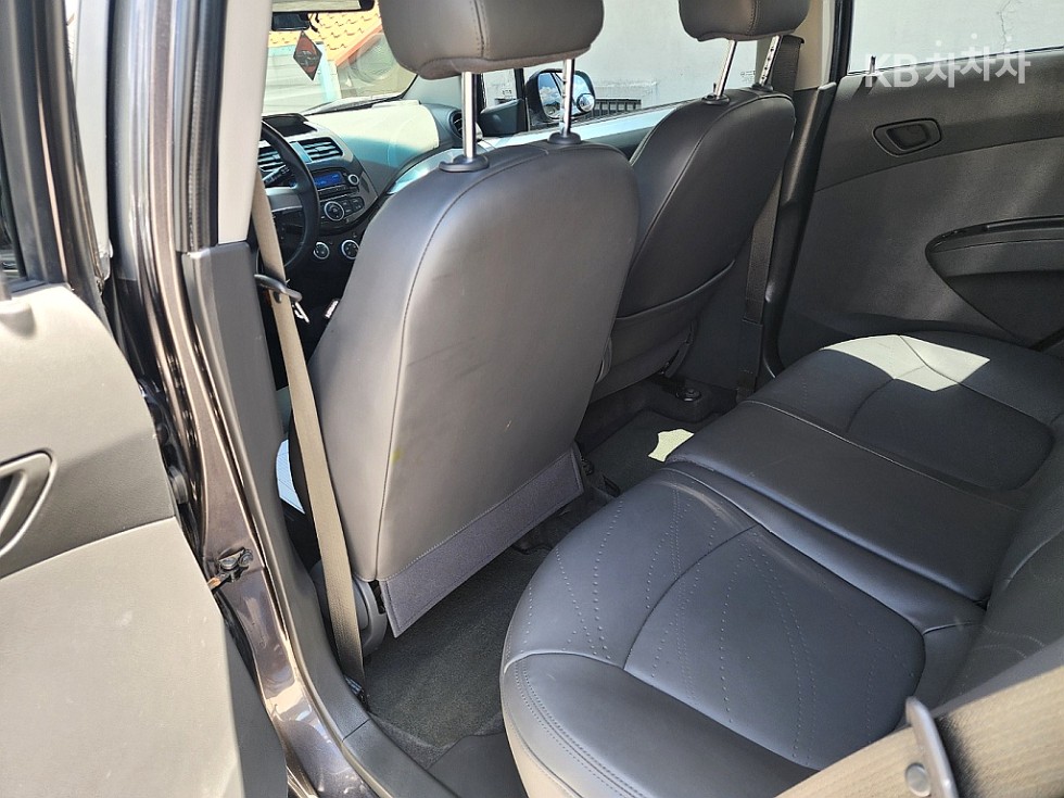Chevrolet Spark — miniaturë 17