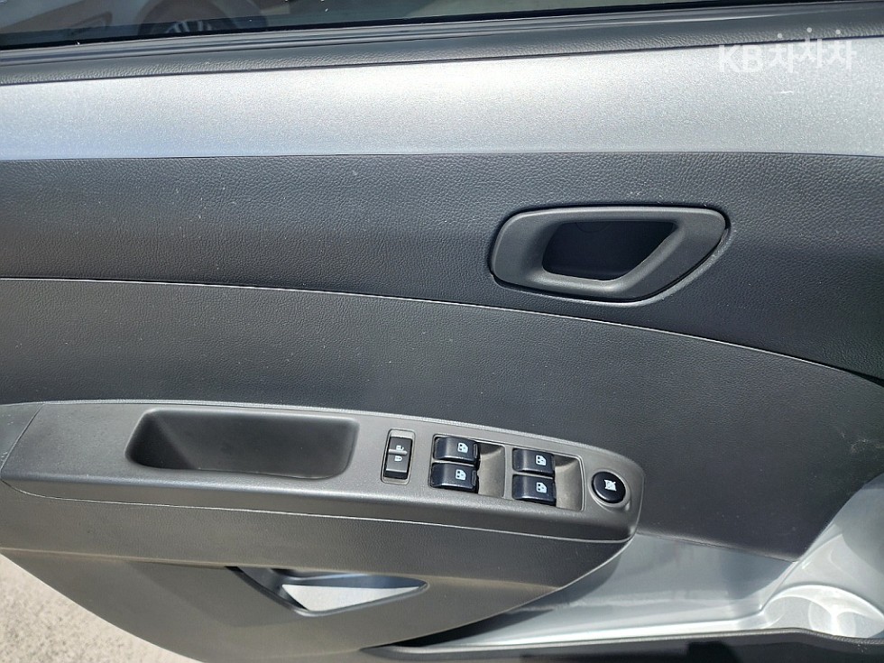 Chevrolet Spark — miniaturë 12
