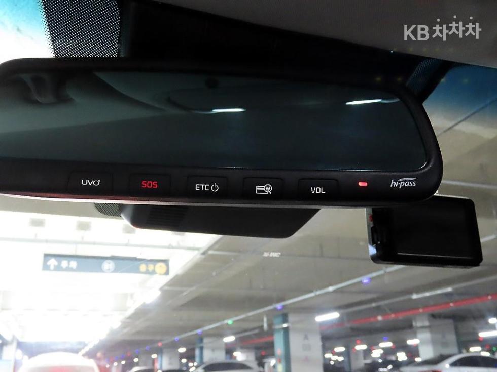 2020 - kia k7