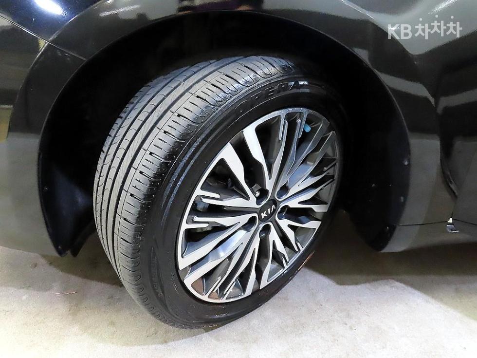 2020 - kia k7