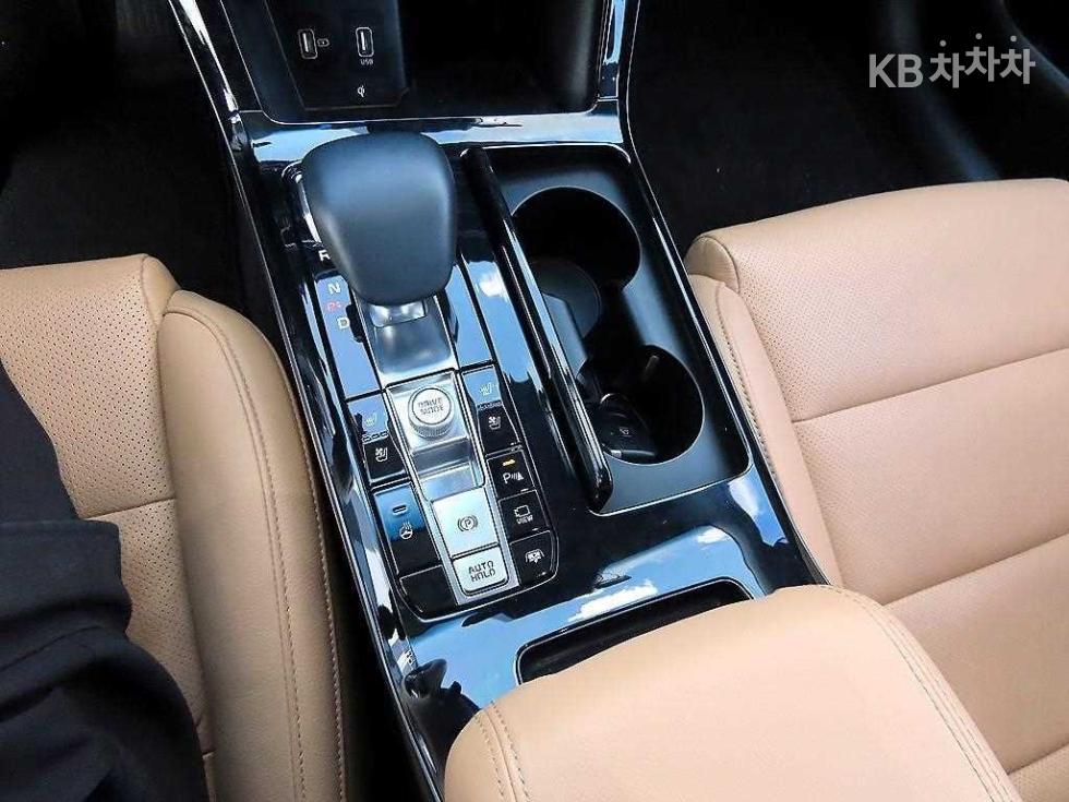 2020 - kia k7
