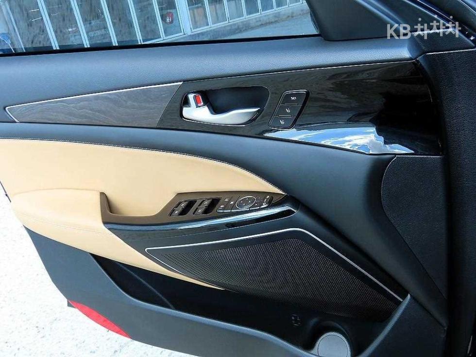 2020 - kia k7