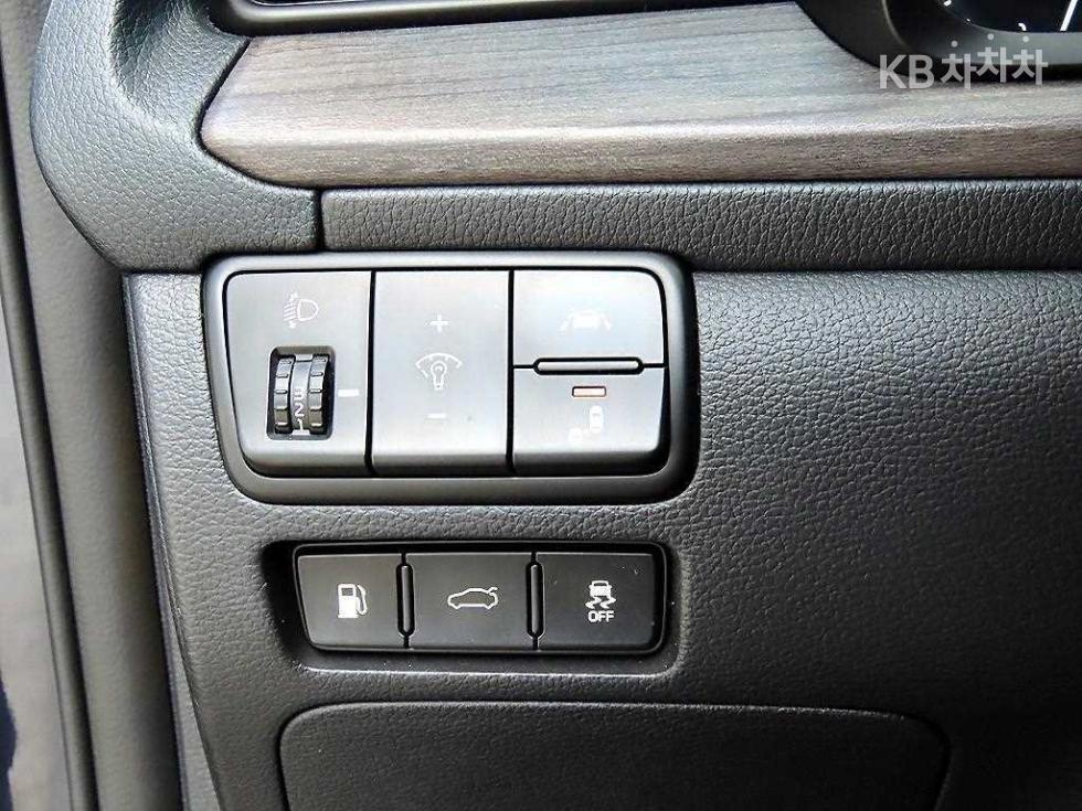 2020 - kia k7