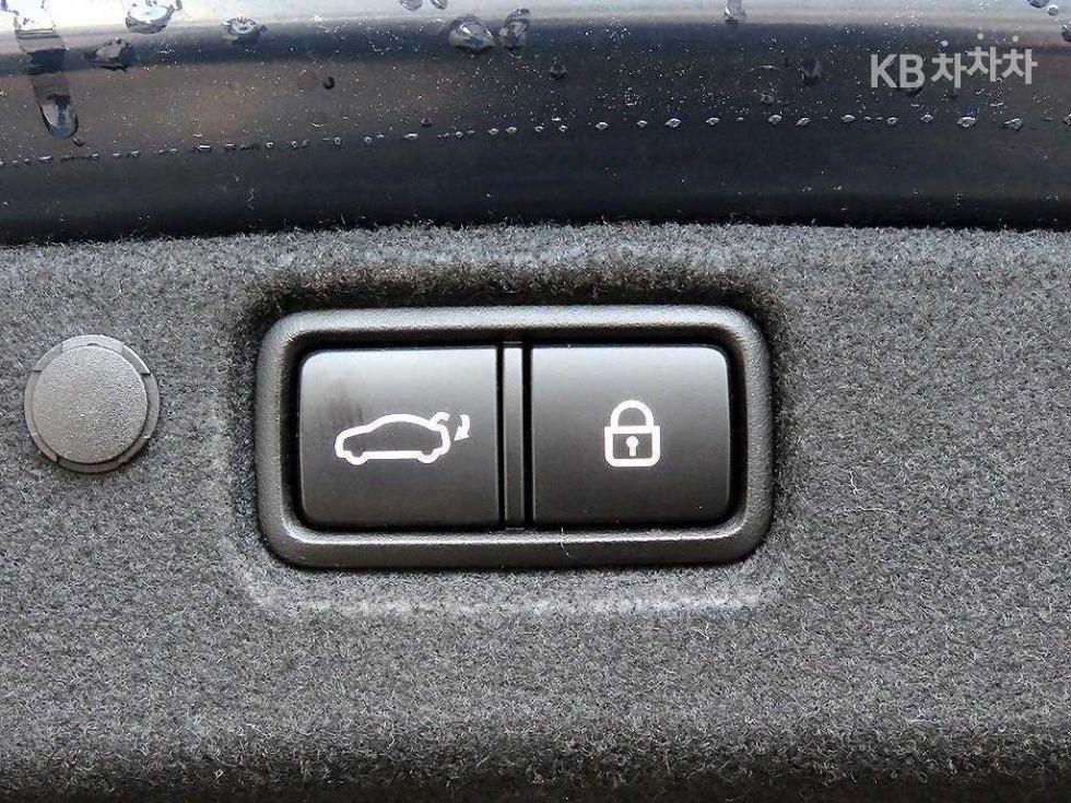 2020 - kia k7
