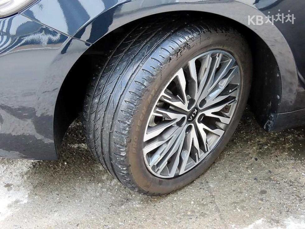 2020 - kia k7