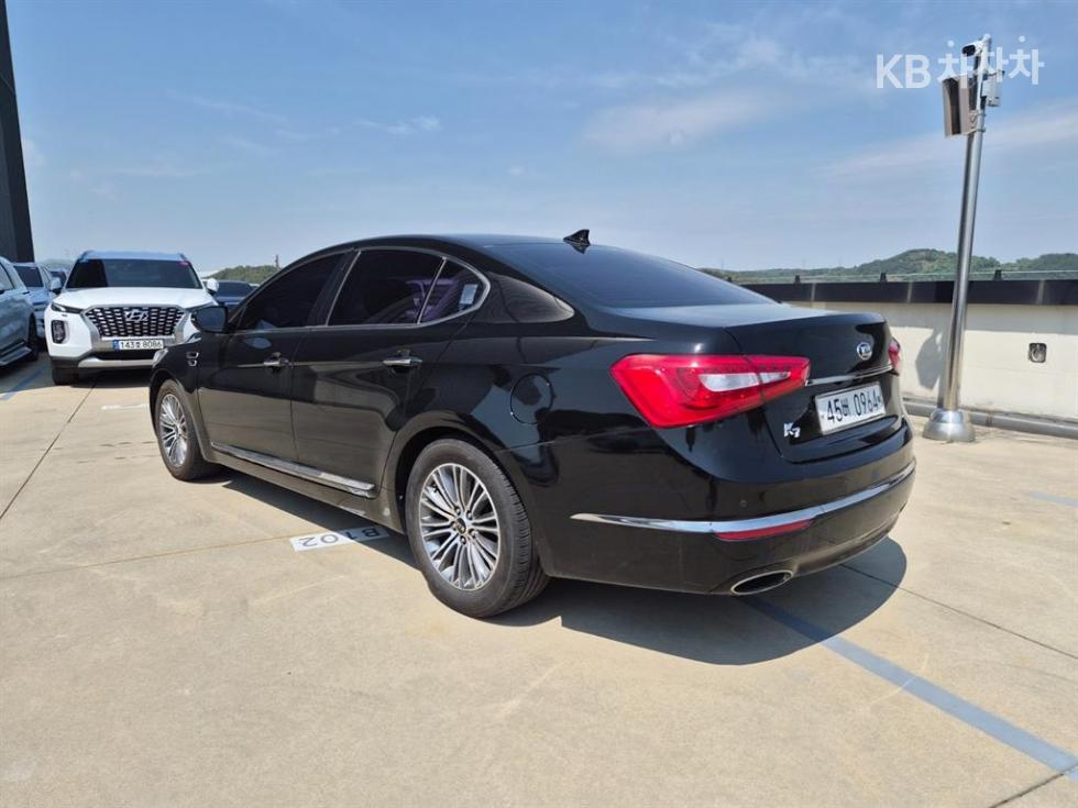 2016 - kia k7