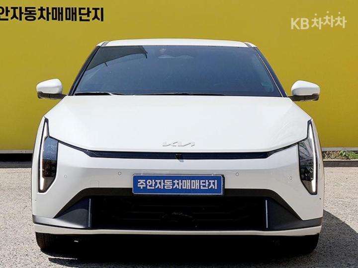Kia EV4 Long Range 2WD Earth