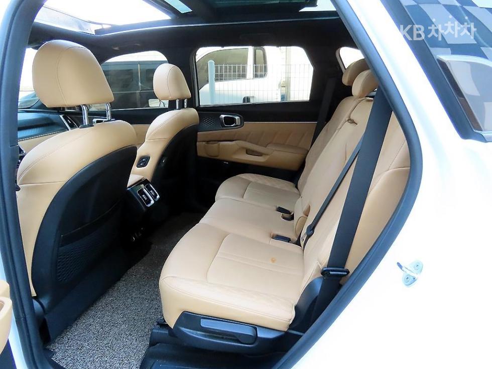 2022 - kia sorento