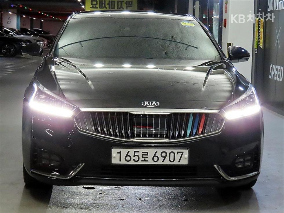 2019 - kia k7