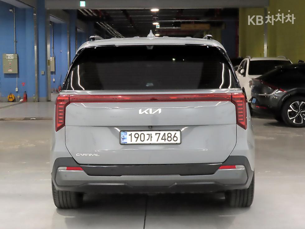 2024 - kia carnival