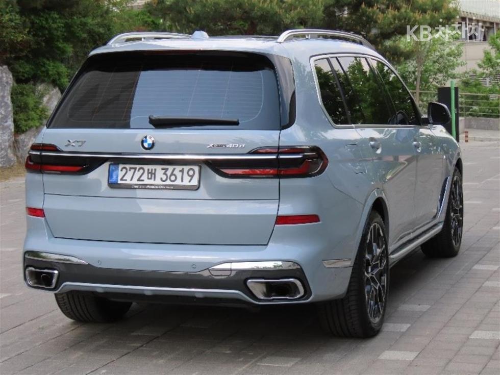 BMW X7 — miniaturë 3