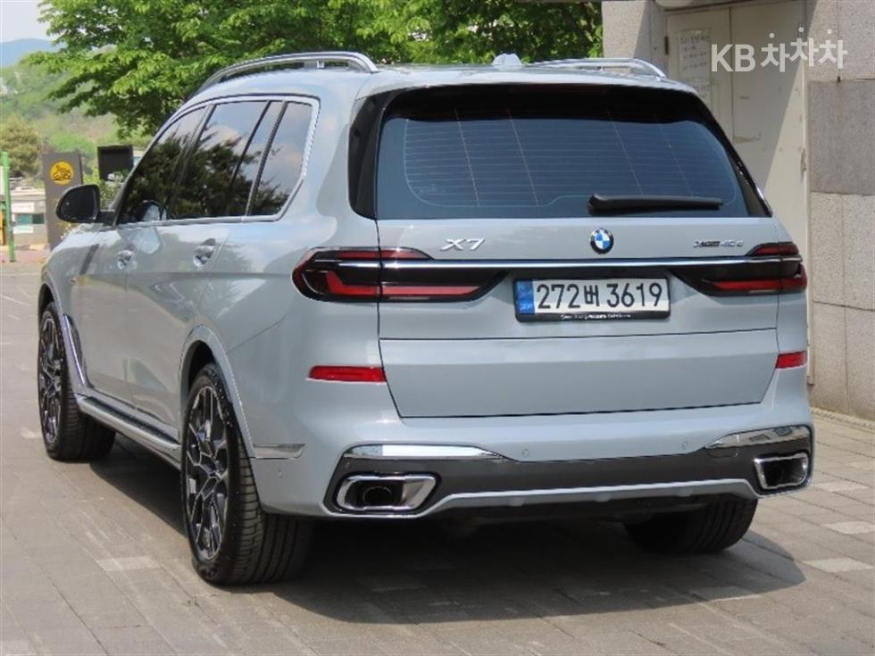 BMW X7 — miniaturë 4