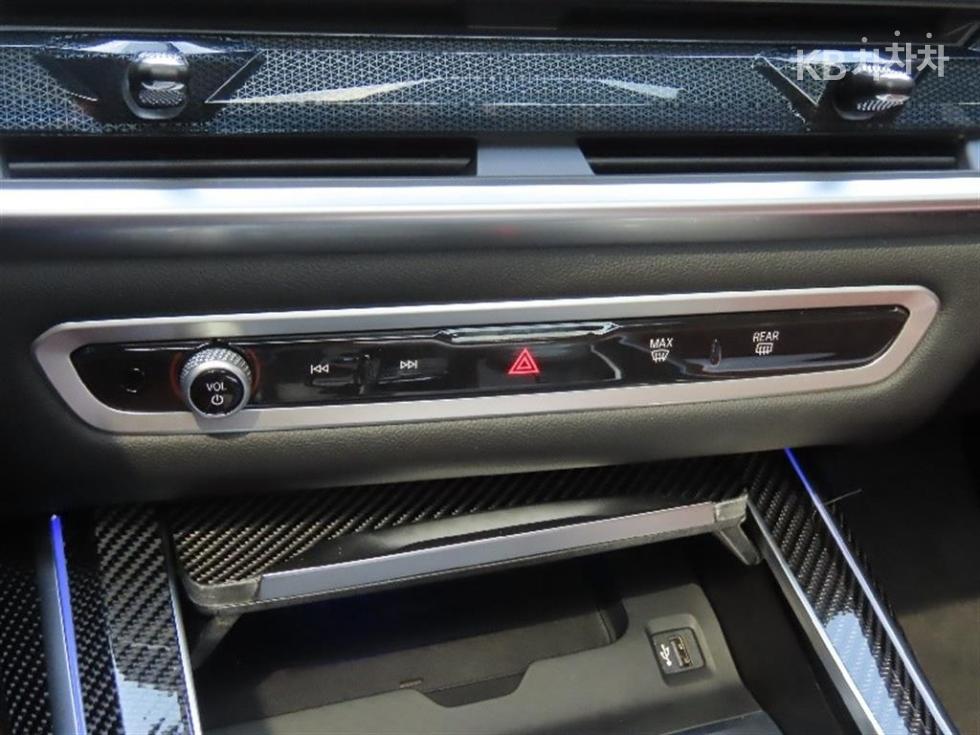 BMW X7 — miniaturë 7