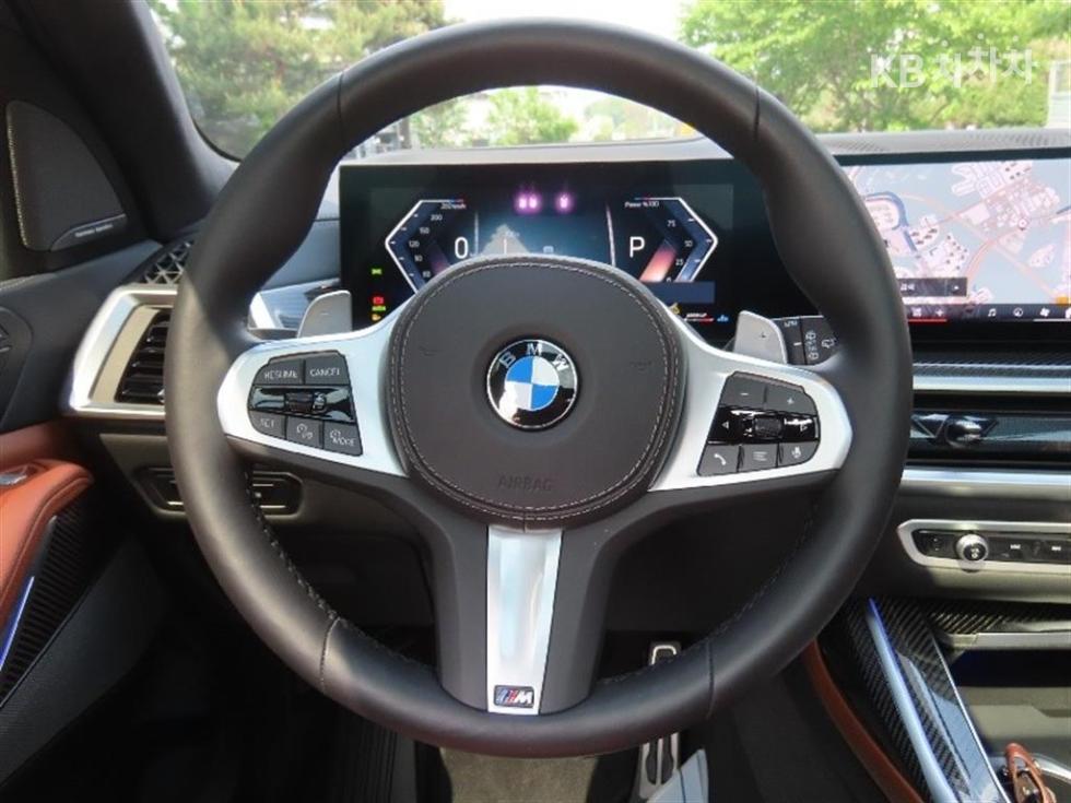 BMW X7 — miniaturë 16