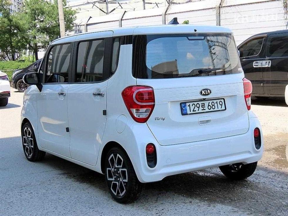 2021 - kia ray