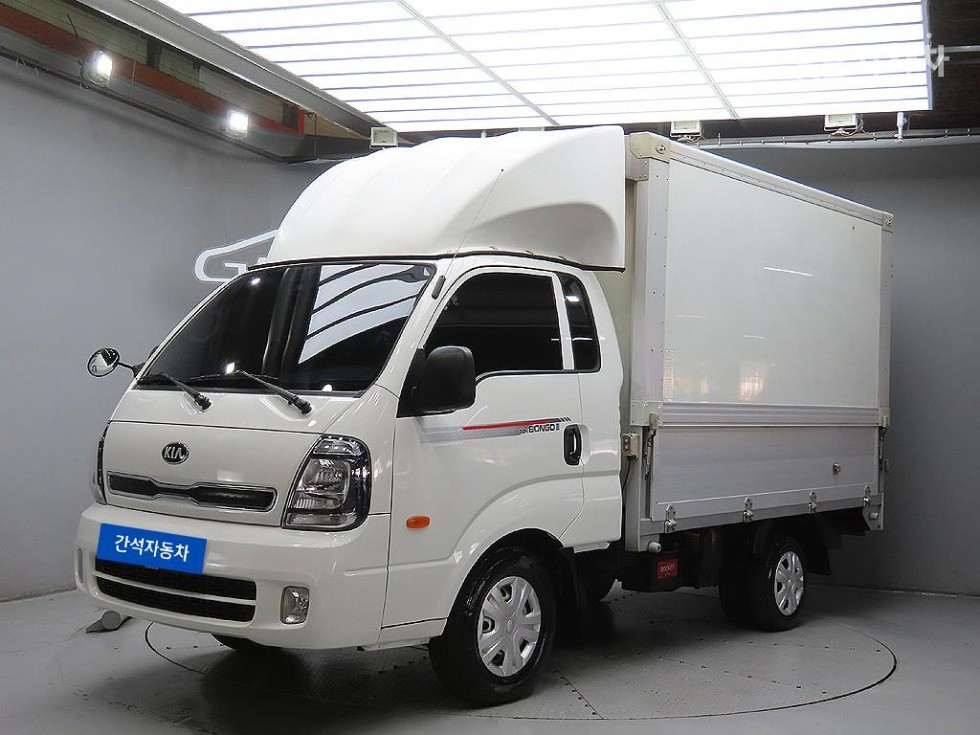 2020 - kia bongo iii