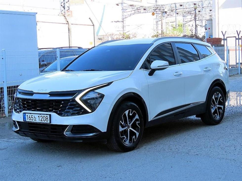 2022 - kia sportage