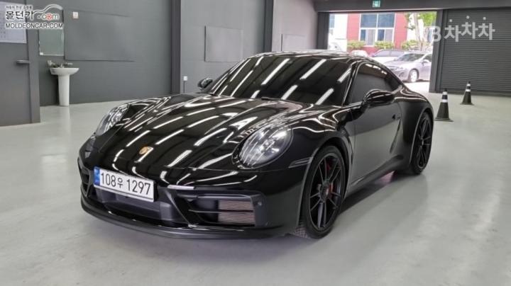Porsche 911 Targa 4 GTS — foto 1