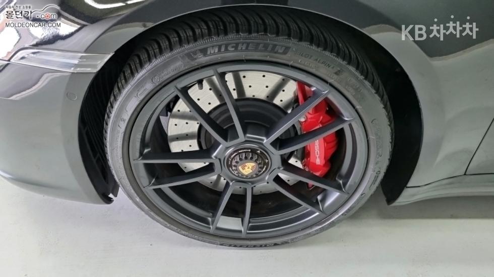 Porsche 911 — miniaturë 6