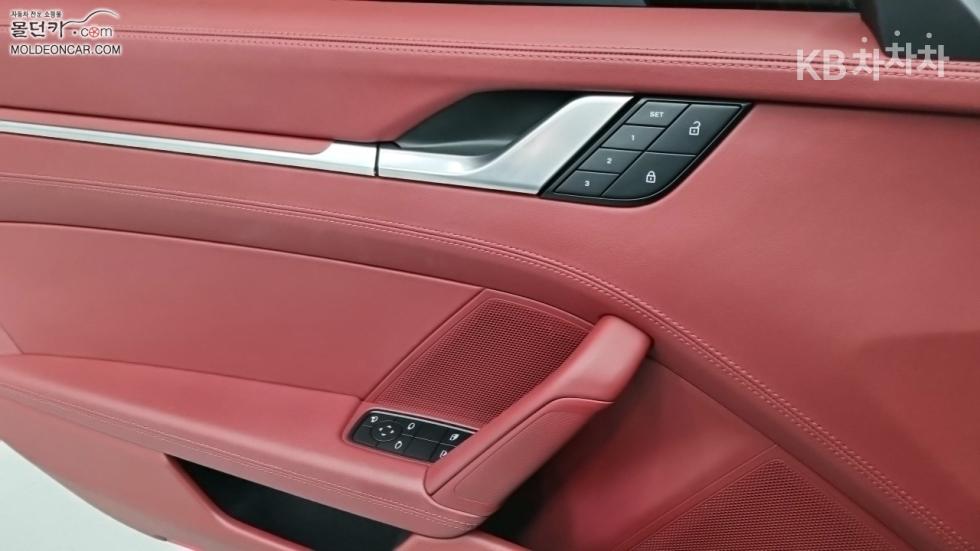Porsche 911 — miniaturë 14