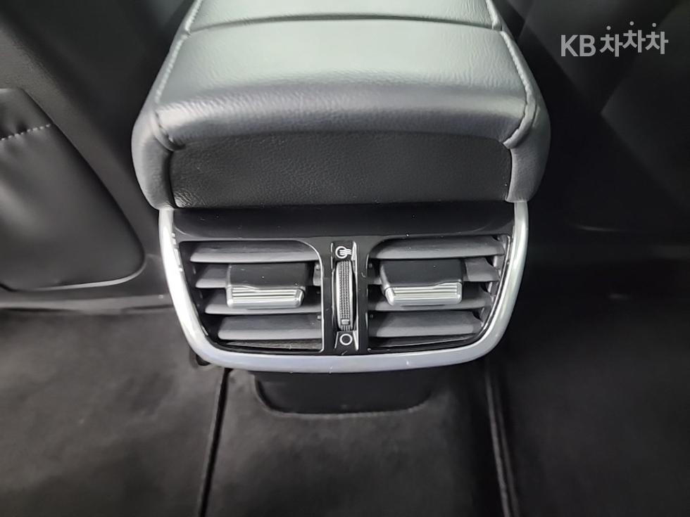 Hyundai Grandeur — miniaturë 13