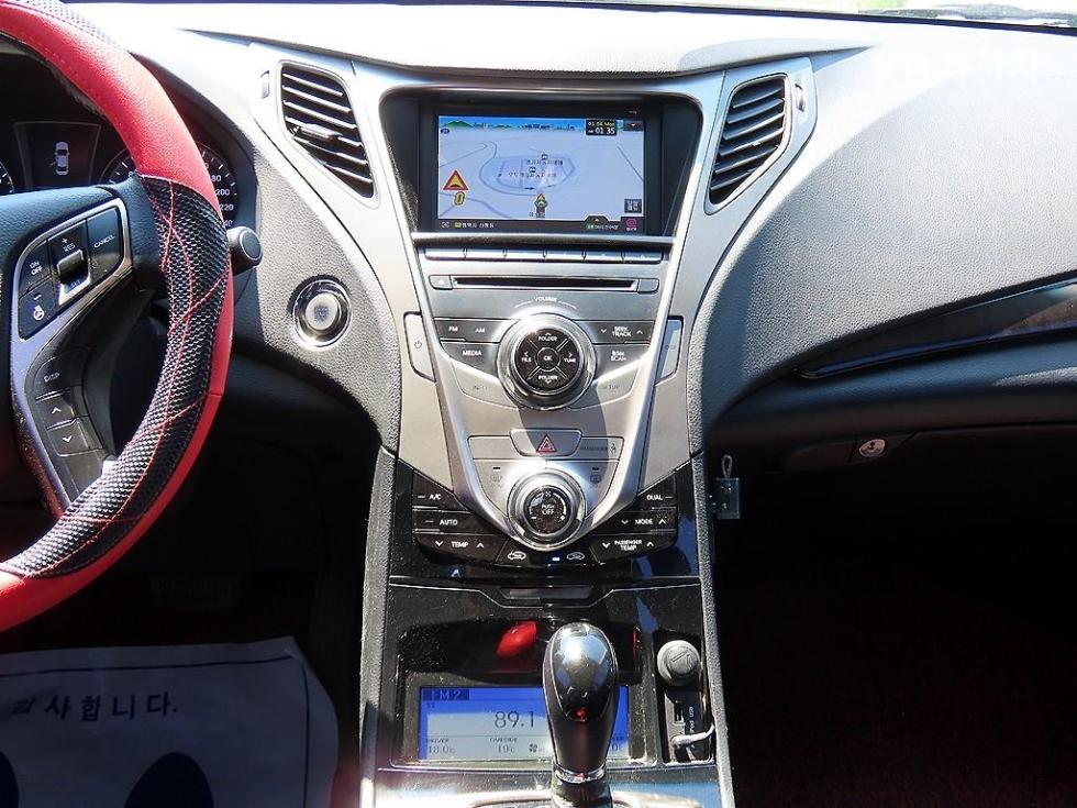 Hyundai Grandeur — miniaturë 10