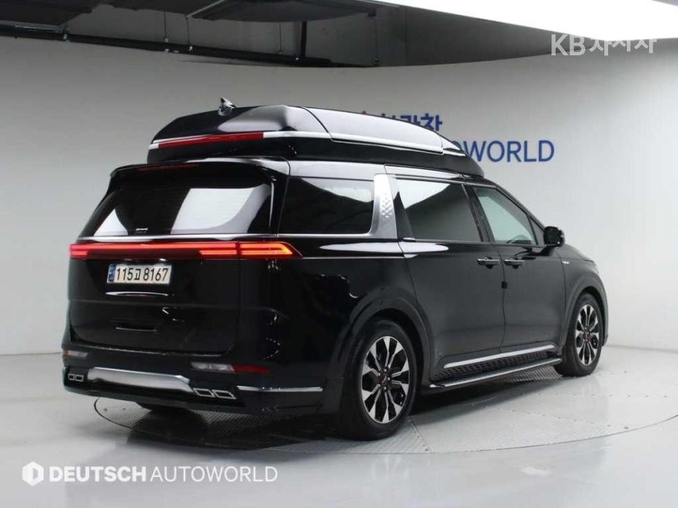 2021 - kia carnival