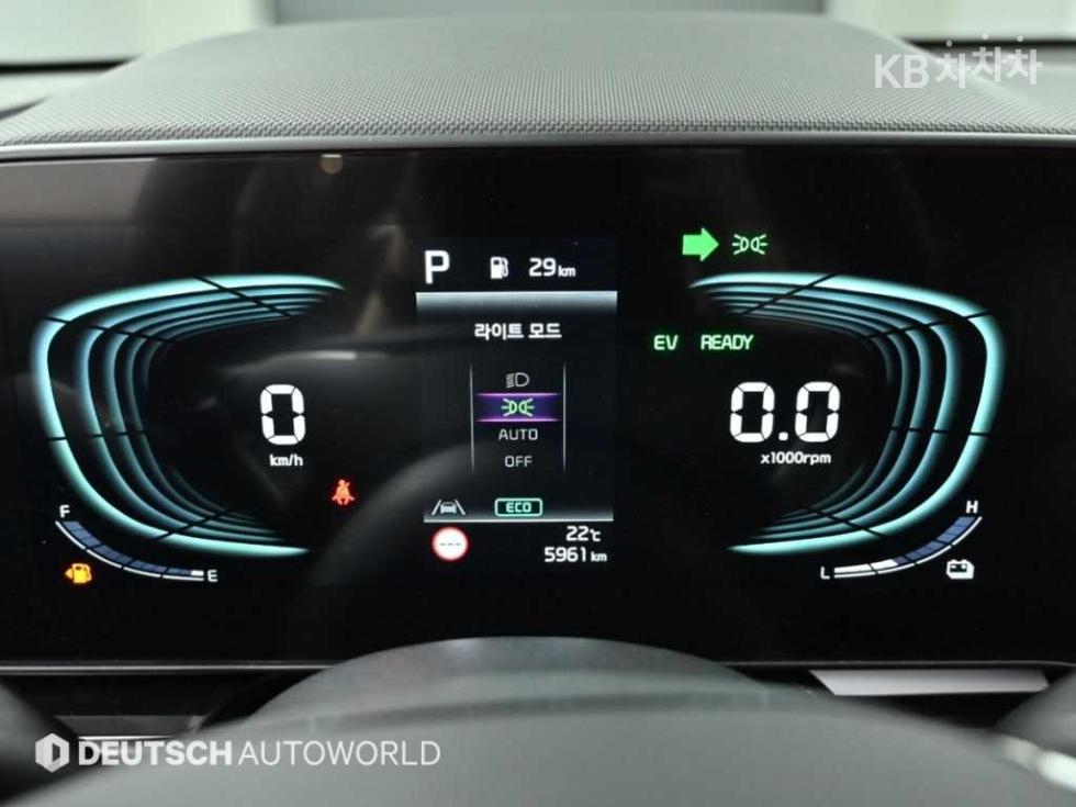 Kia Niro — miniaturë 8