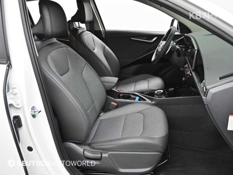 Kia Niro — miniaturë 10