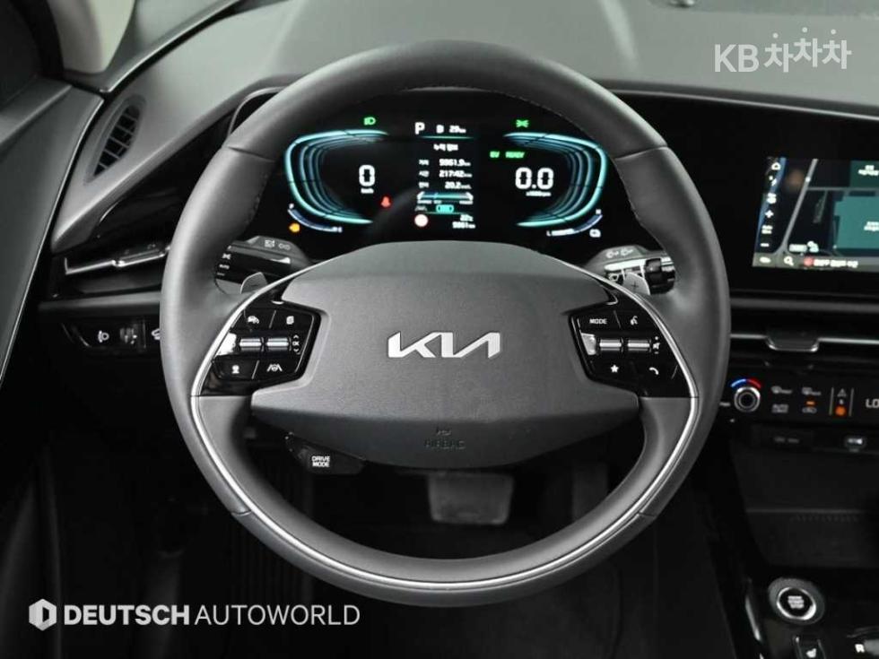 Kia Niro — miniaturë 13