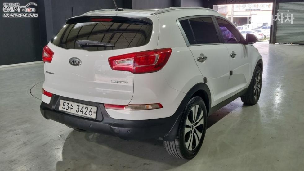 2013 - kia sportage