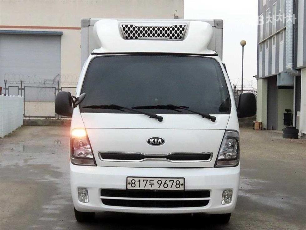 2022 - kia bongo iii