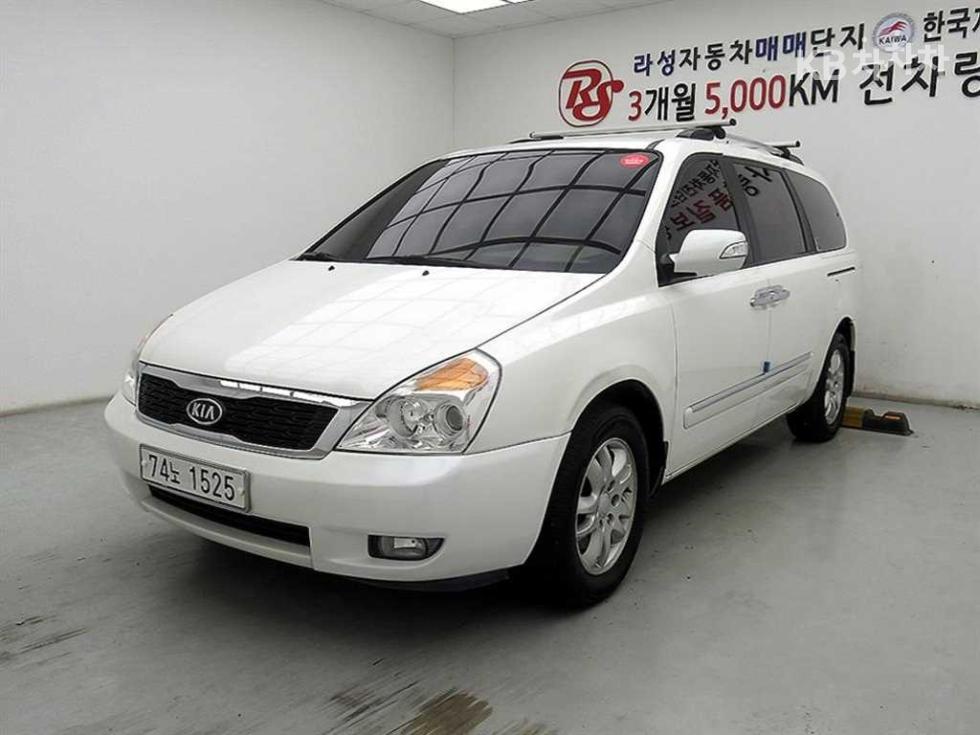 2012 - kia carnival