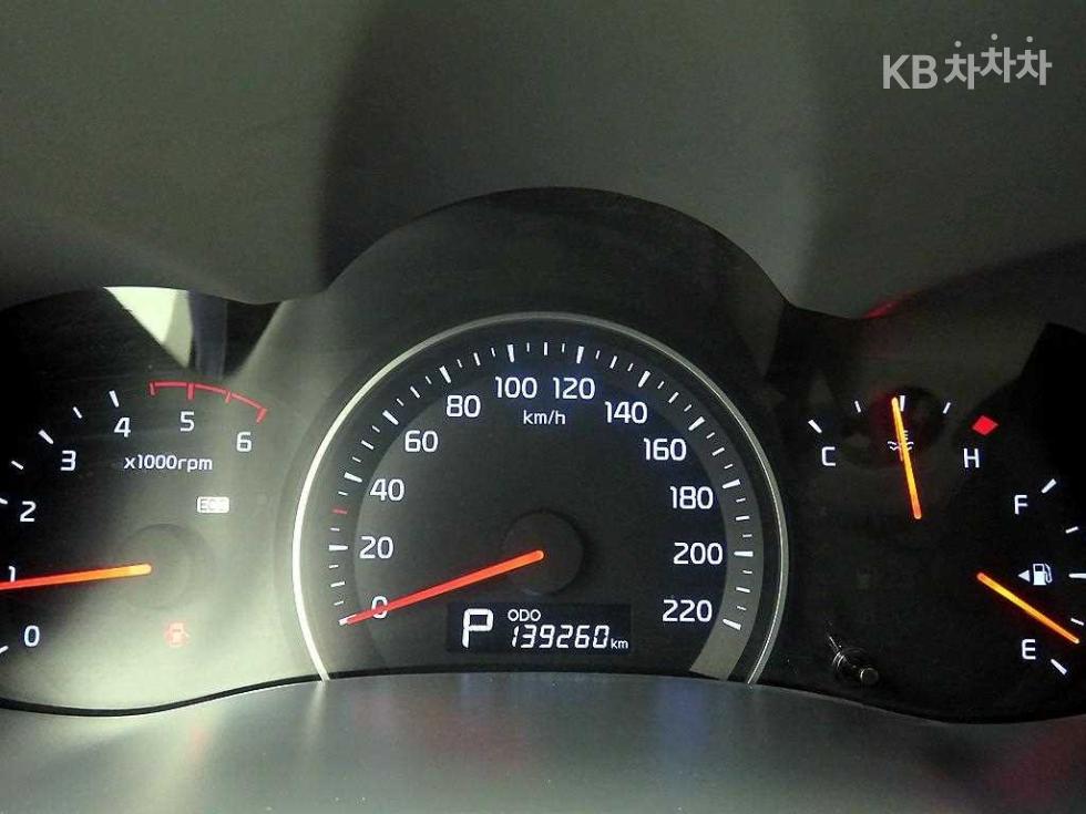 2012 - kia carnival