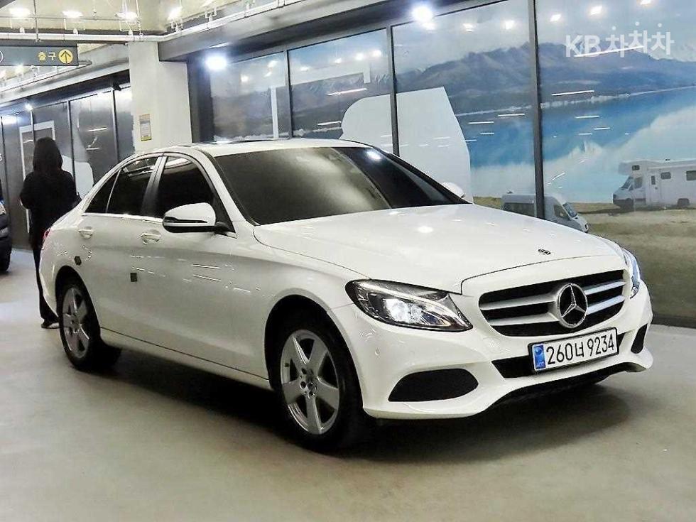 Mercedes-Benz C-Class
